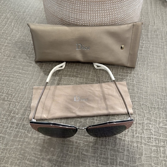Dior “Mirrored” Sunglasses I24TE - Picture 6 of 6